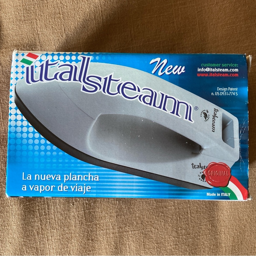 ITALSTEAM mini Italian travel clothes steamer NEW